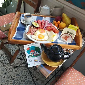 https://la-casa-de-la-abuela-malaga.es-andalucia.com